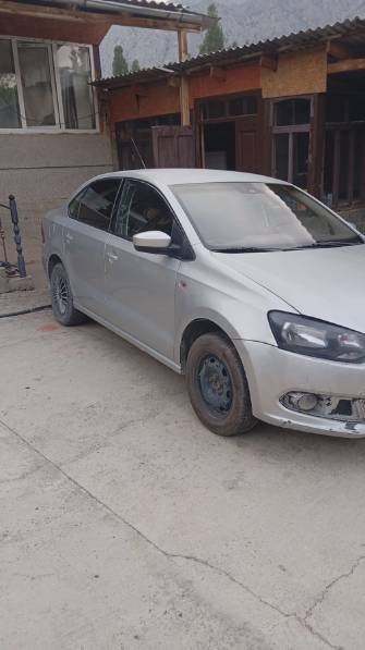 Volkswagen Polo V 1.6 MT