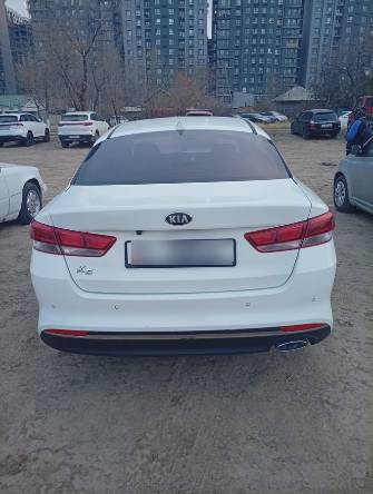 Kia K5 II 2.0 AT