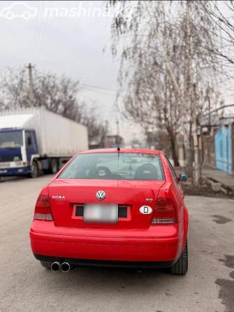 Volkswagen Bora 2.0 MT