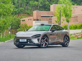 Xiaomi YU7 Electro AT 4WD