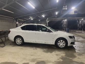 Skoda Octavia III (A7) 1.6 AT