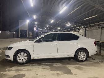 Skoda Octavia III (A7) 1.6 AT