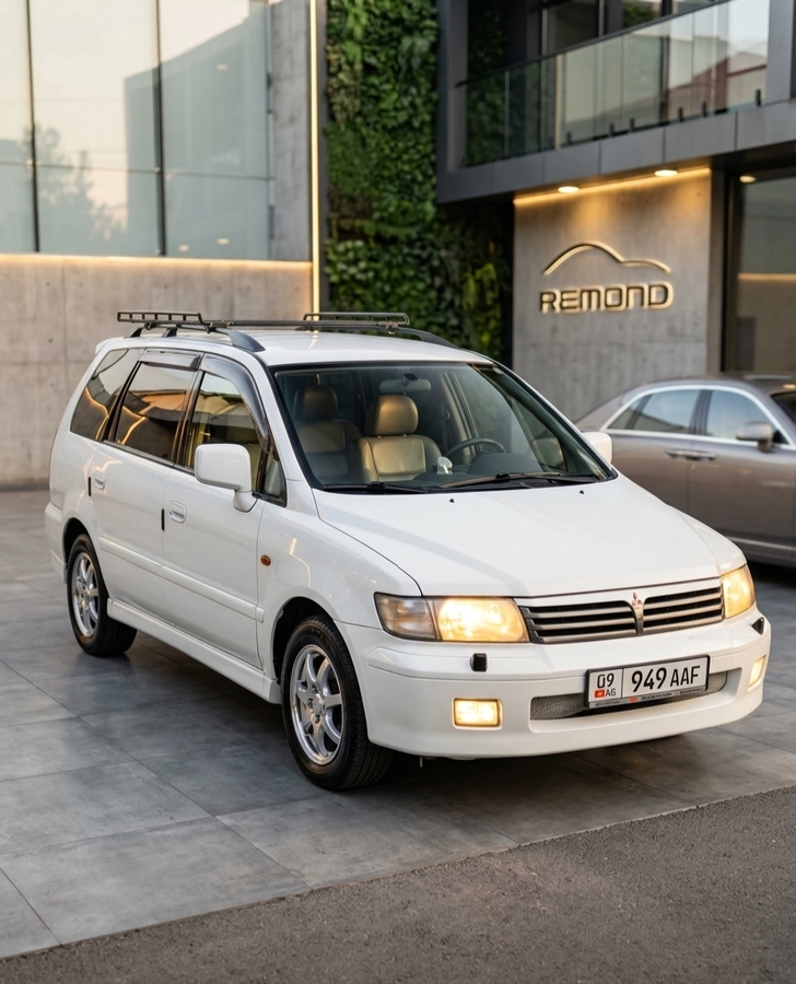 Mitsubishi Space Wagon III 2.4 AT