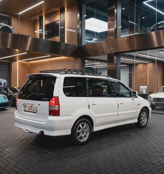Mitsubishi Space Wagon III 2.4 AT