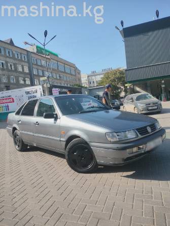 Volkswagen Passat B4 1.8 MT
