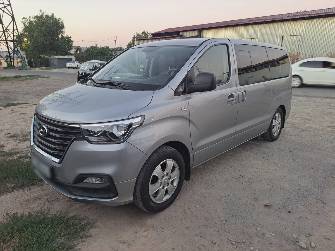 Hyundai Starex (H-1) Hyundai Starex (H-1) II Рестайлинг 2 2.5d AT