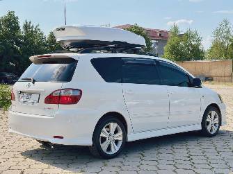 Toyota Ipsum II (M20) Рестайлинг 2.4 AT 4WD