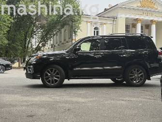 Lexus LX III 570 5.7 AT 4WD