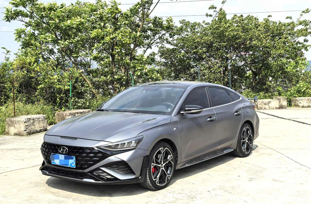 Hyundai Lafesta I Рестайлинг 1.5 AMT