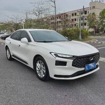 Ford Mondeo V Рестайлинг 1.5 AT