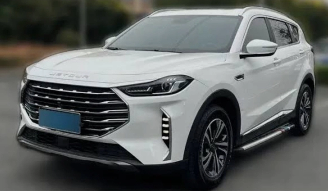 Открыть фото Jetour X70 PLUS 1.5 AMT