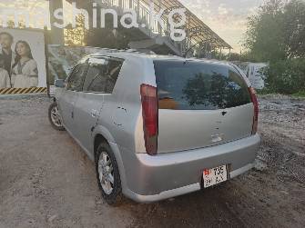 Toyota Opa I 1.8 AT