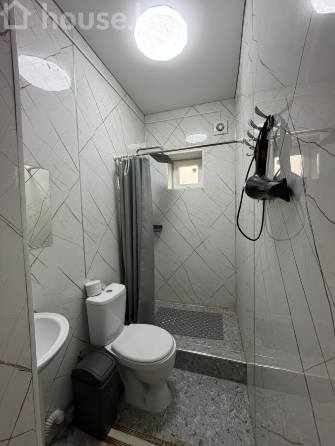 Коммерческая недвижимость, 250 м2