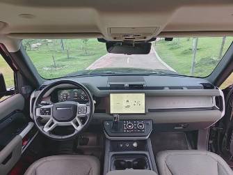 Land Rover Defender II 90 2.0 AT 4WD