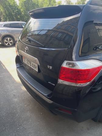 Toyota Highlander II (U40) Рестайлинг 3.5 AT 4WD