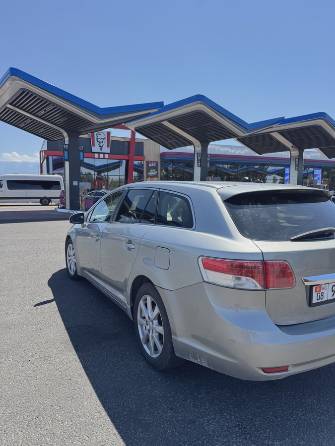 Toyota Avensis III 2.2d AT