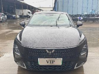 Wuling Starlight 1.5hyb AT