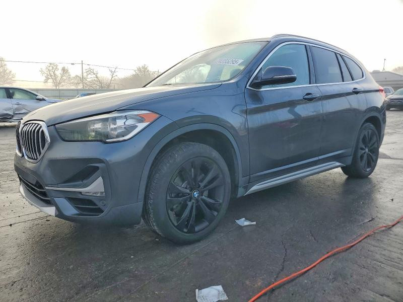 Открыть фото BMW X1 II (F48) Рестайлинг 28i xDrive 2.0 AT 4WD