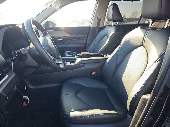 Toyota Grand Highlander 2.4 AT 4WD