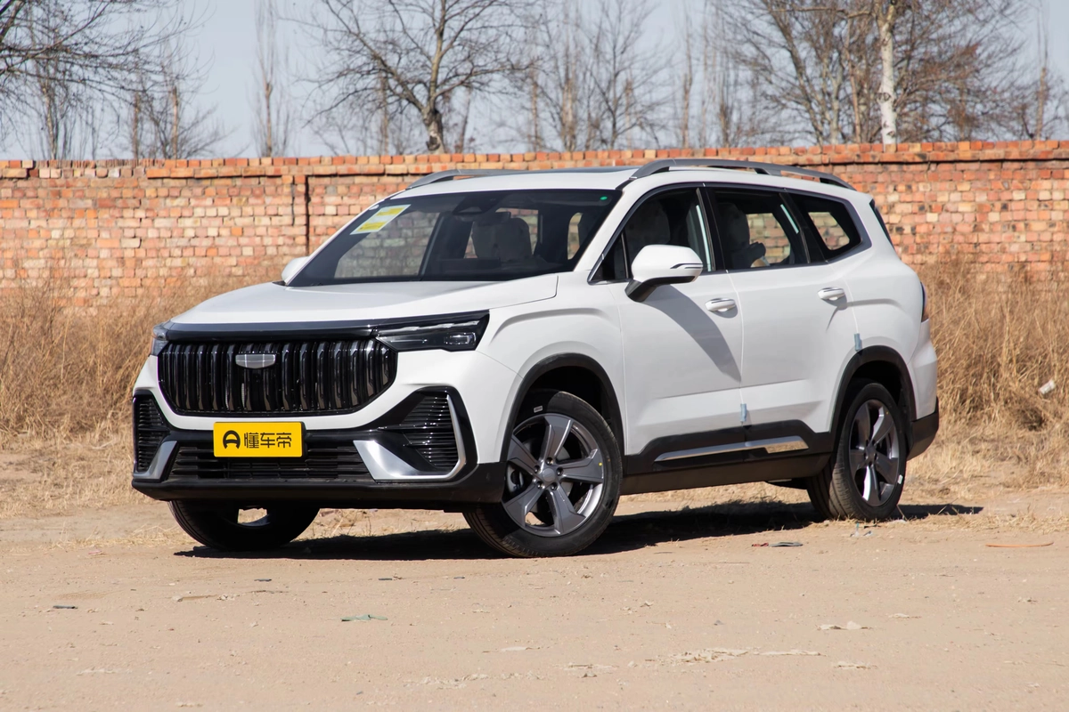 Geely Haoyue L 2.0 AMT