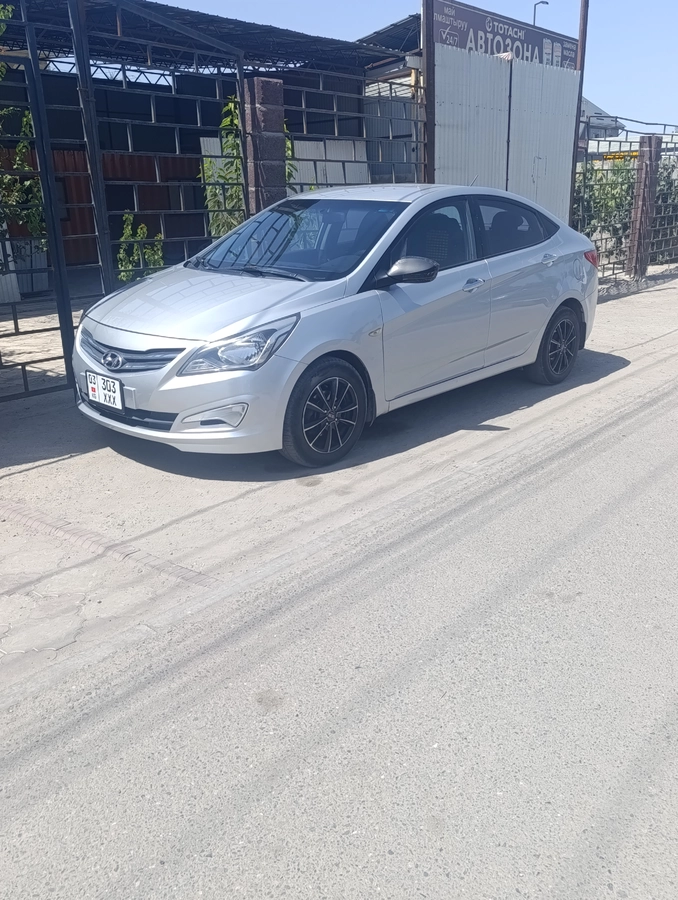 Hyundai Solaris I Рестайлинг 1.6 MT