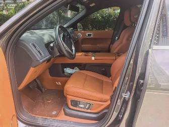 LiXiang L8 Рестайлинг 1.5hyb AT 4WD