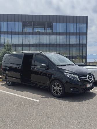 Mercedes-Benz V-Класс III (W447) 250 d экстра длинный 2.1d AT 4WD