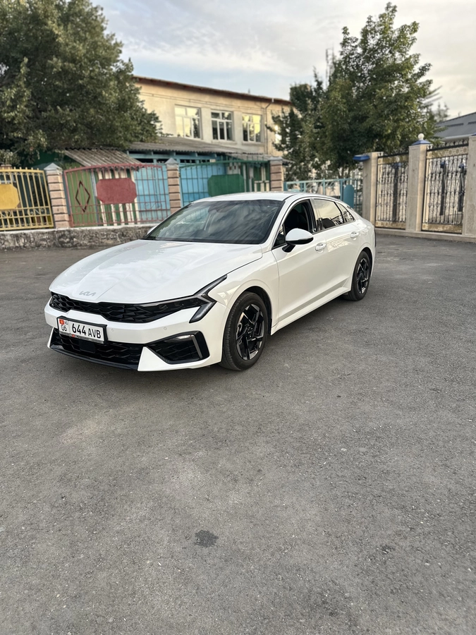 Kia K5 III Рестайлинг 2.0 AT