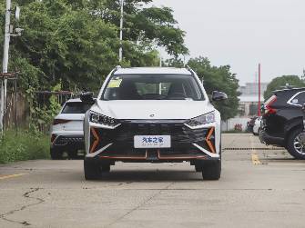 Dongfeng Aeolus Yixuan GS 1.0 MT