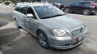 Toyota Avensis II 1.8 MT