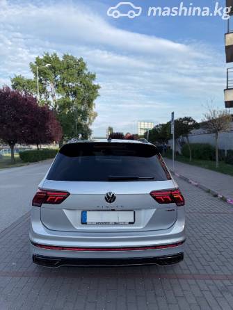 Volkswagen Tiguan II Рестайлинг 2.0 AT 4WD