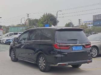 Honda Odyssey V Рестайлинг 2 2.0hyb CVT