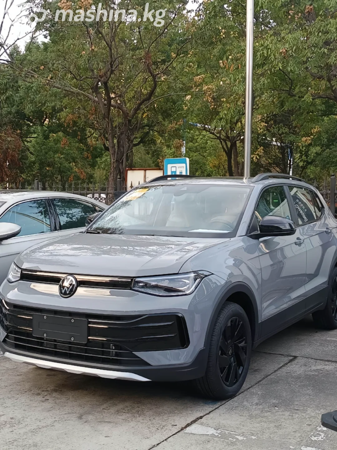 Volkswagen Tharu XR 1.5 AT