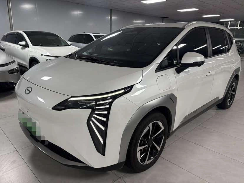 Открыть фото GAC Aion Y Plus 61.7 kWh Electro AT