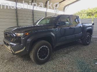 Toyota Tacoma IV 2.4 AT 4WD