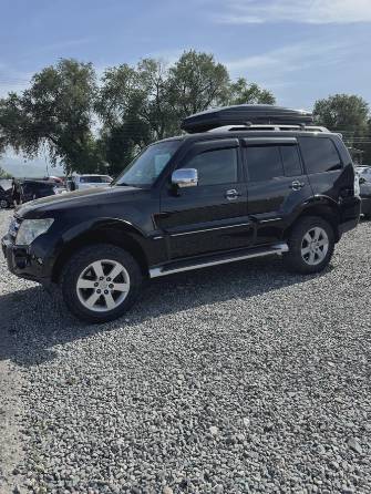 Mitsubishi Pajero IV 3.2d AT 4WD