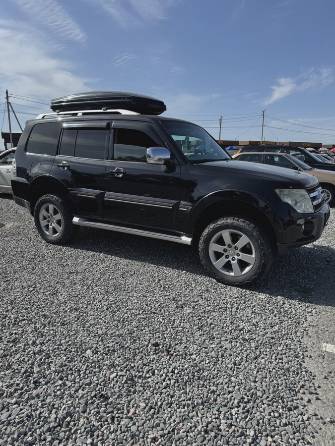 Mitsubishi Pajero IV 3.2d AT 4WD