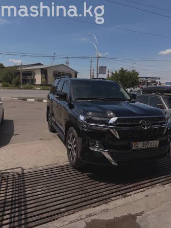 Toyota Land Cruiser 200 Series 4.5d AT 4WD