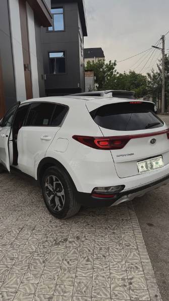 Kia Sportage IV Рестайлинг 1.6d AMT 4WD