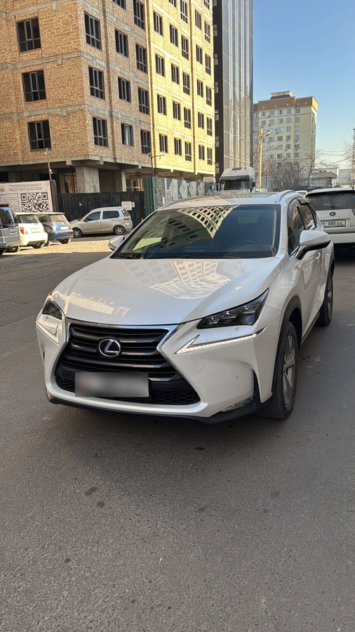 Lexus NX I 300h 2.5hyb CVT 4WD