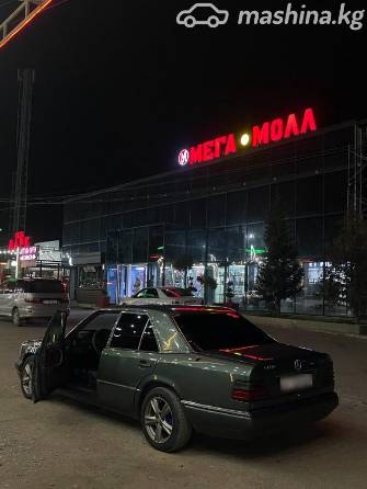 Mercedes-Benz E-Класс I (W124) 200 2.0 MT
