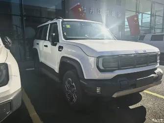 BAIC BJ40 I Рестайлинг 2.0 AT