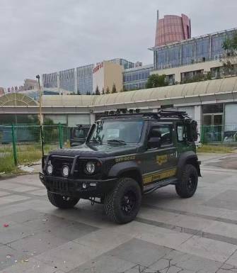 Suzuki Jimny IV 1.5 AT 4WD