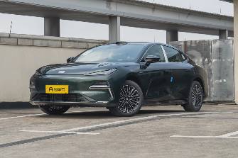Geely Galaxy E8 620 Electro AT 4WD