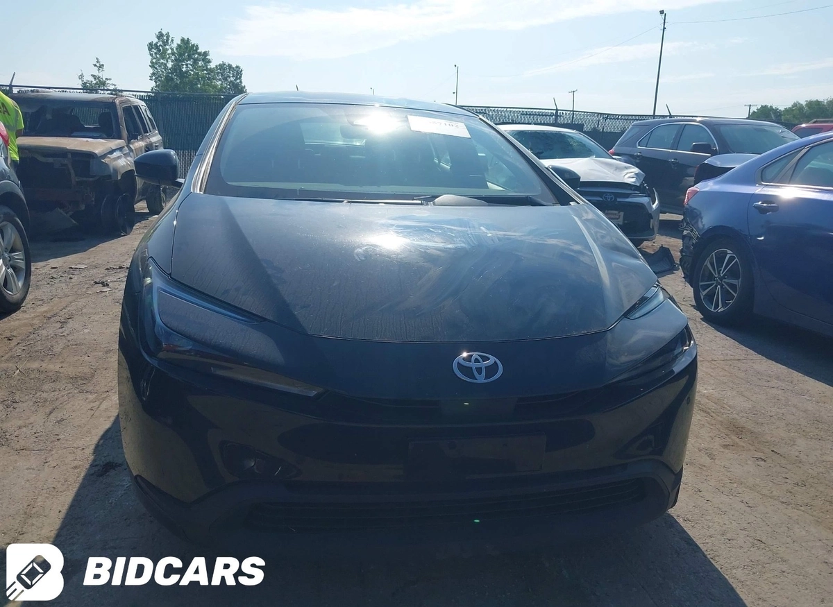 Toyota Prius V (XW60) 2.0hyb AT 4WD