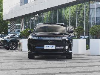 Dongfeng eπ 008 82.28 kWh 1.5hyb AT 4WD