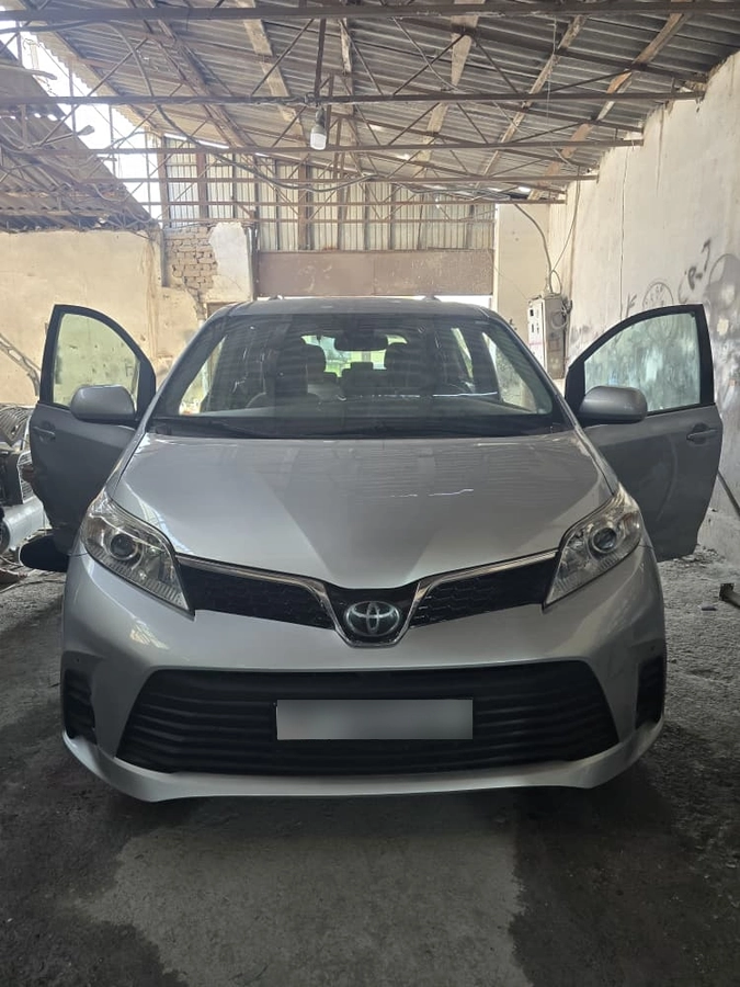 Toyota Sienna III Рестайлинг 2 3.5 AT