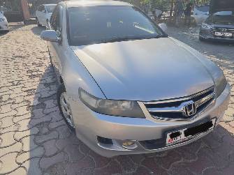 Honda Accord VII Рестайлинг 2.4 AT