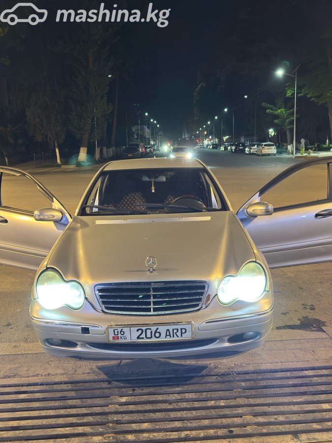 Mercedes-Benz C-Класс II (W203) 240 2.6 AT 4WD