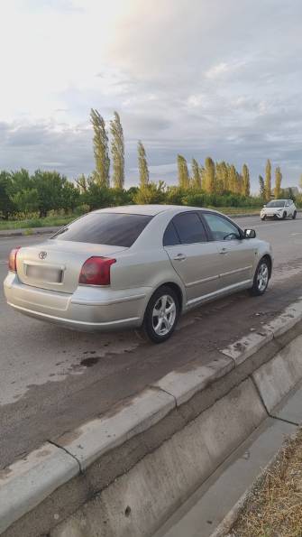 Toyota Avensis II 2.0 AT